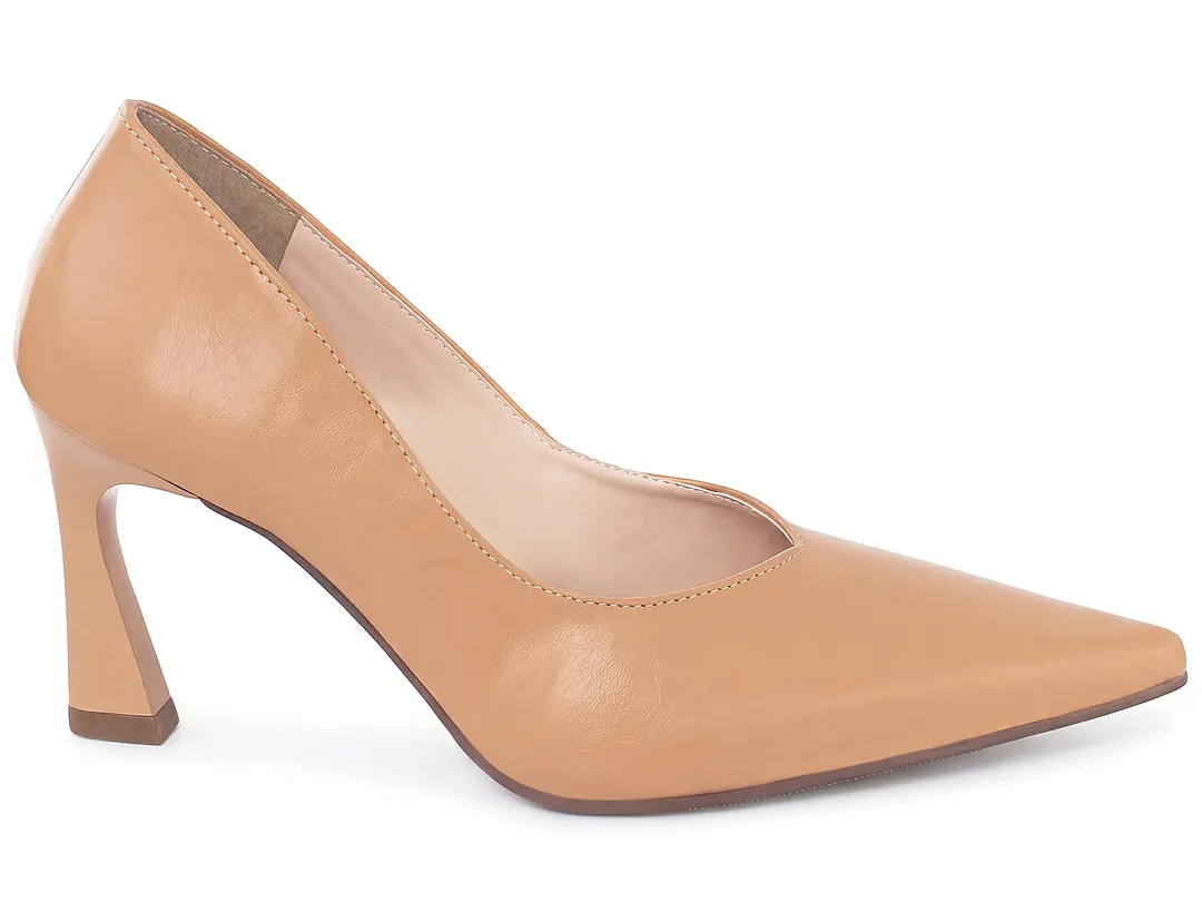 000395cf0b6a674f5b2526b5ea3f73d6.jpg Scarpin Feminino Corte V Salto Fino 8 cm - Imagem 4