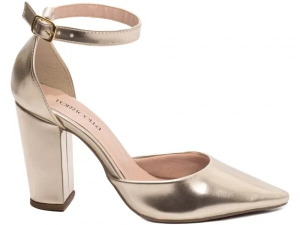 Scarpin Salto Grosso 9 cm Tira no Tornozelo – cor Dourado, vista lateral