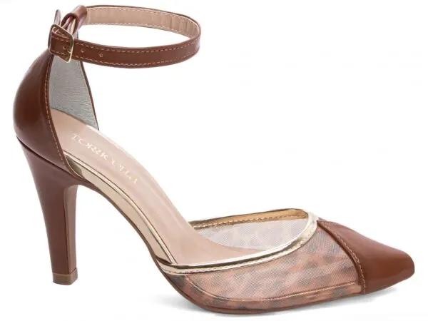 Scarpin Salto Fino 9 cm Bico Tela Onça – cor Caramelo, vista lateral